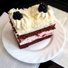 Torcik kakaowo-owocowy